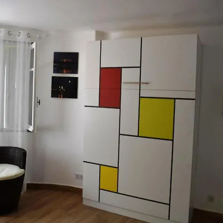 Lejlighed - 2 Pers, 24 M2, 1/0